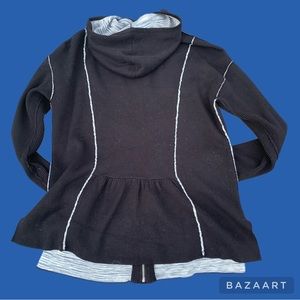 OST Zip up cardigan with fishtail back detail 💫